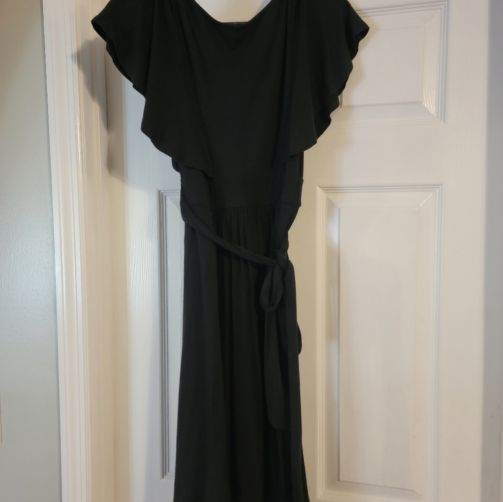 Gap M flutter sleeve dress black